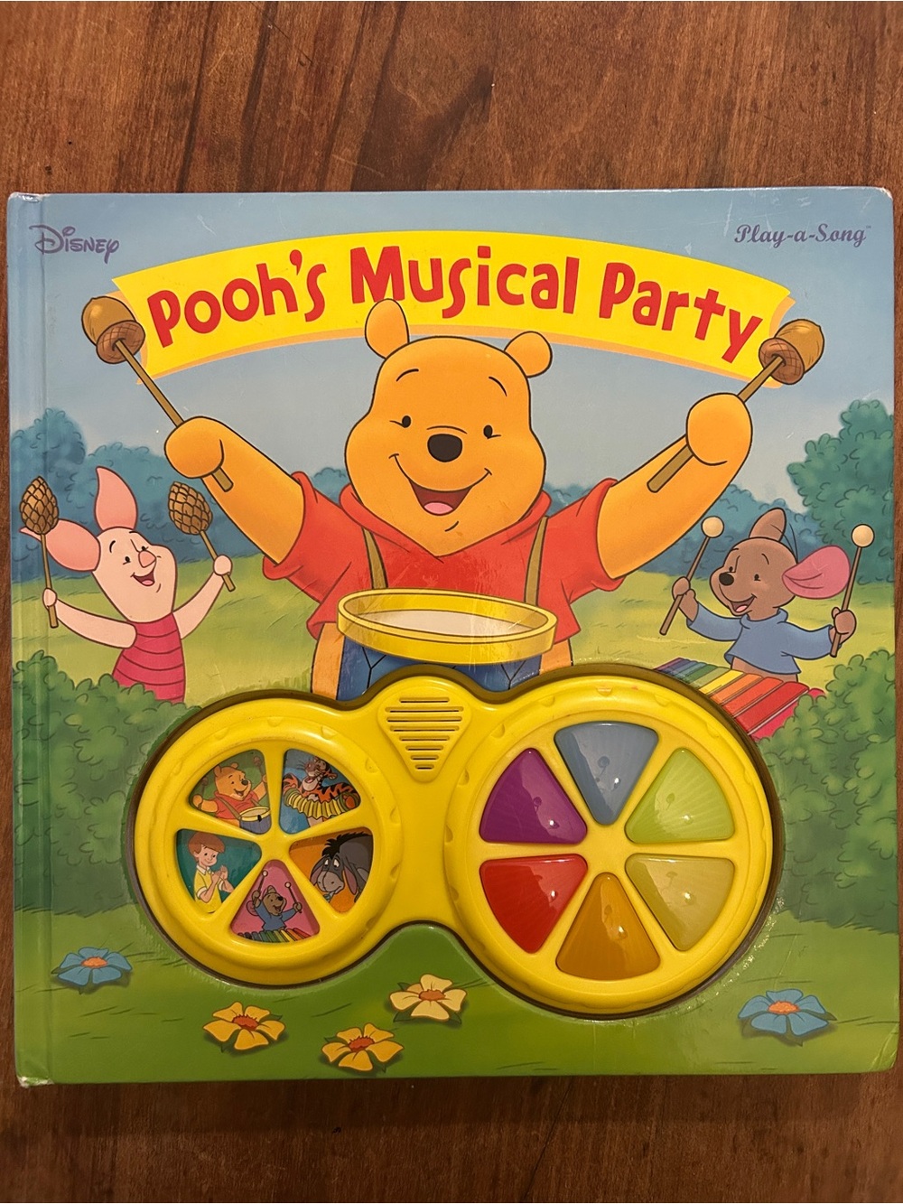 2004 Disney Pooh's Musical Party - Play-Along Music Book music tested